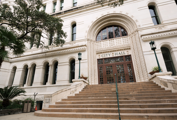 GSA seeks full rental income access to address $26B federal repair backlog